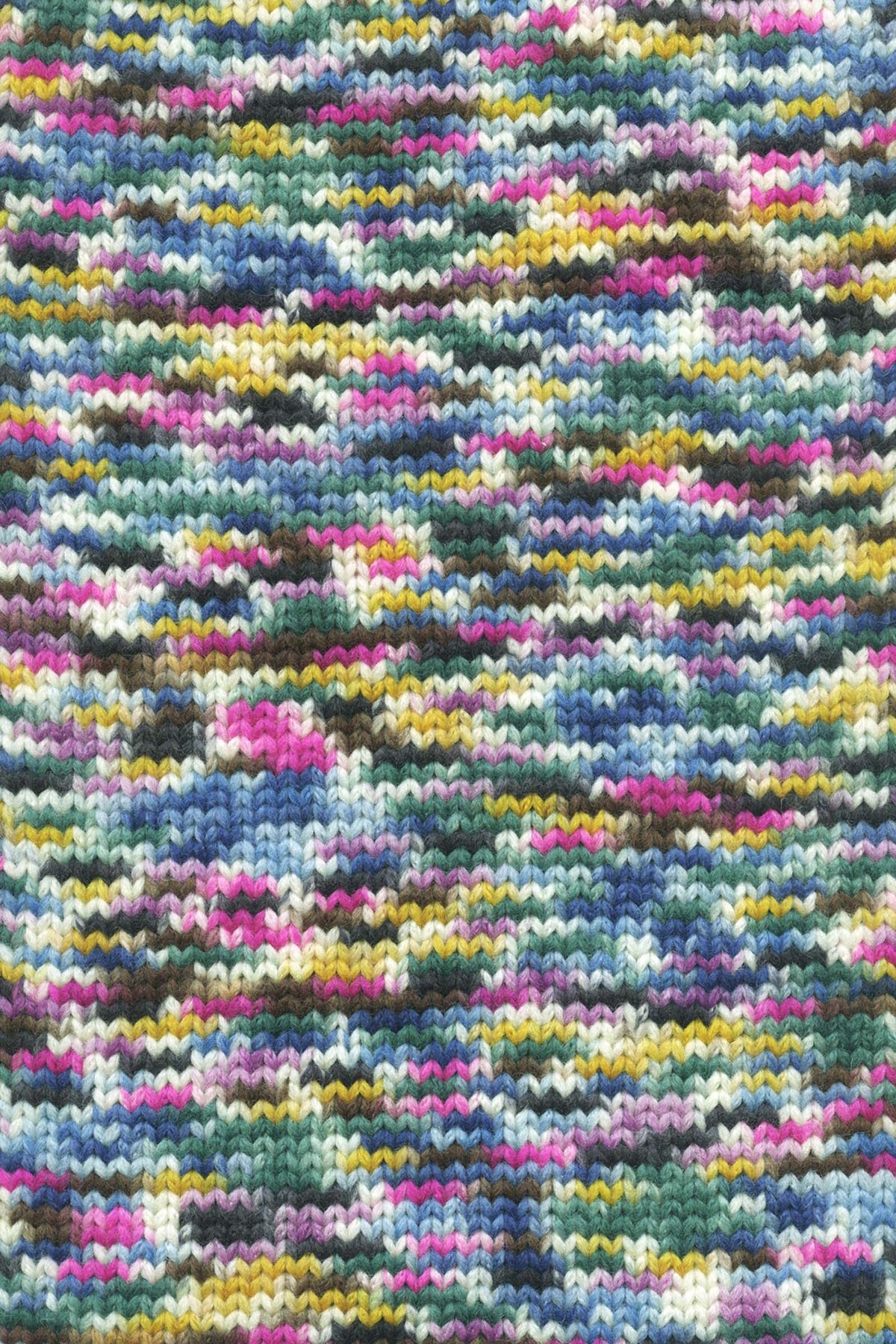 Strickstoff mit Rippenmaschen, mehrfarbige Garnstreifen in Pink, Blau, Gelb und Grün