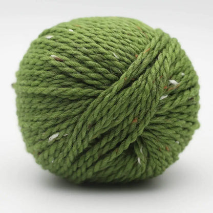 Tweed-Wolle (BC Garn Hamelton Tweed 2 GOTS) Wollknäuel in Grün mit kleinen Farbnuancen