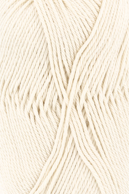 Baumwollgarn Lang Yarns Quattro, offwhite – Fadenstruktur im Detail