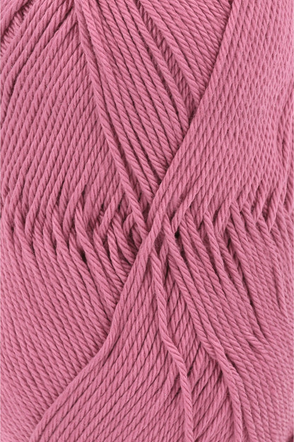 Baumwollgarn Lang Yarns Quattro, rosé – Fadenstruktur im Detail