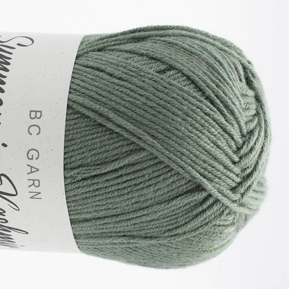 BC Garn Garnknäuel, olivgrünes Strickgarn