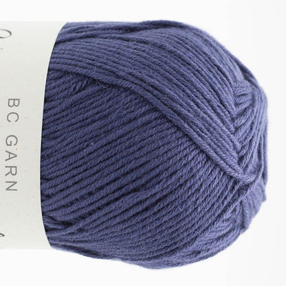 BC Garn Garnknäuel, dunkelblaues Strickgarn