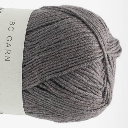 BC Garn Garnknäuel, graues Strickgarn