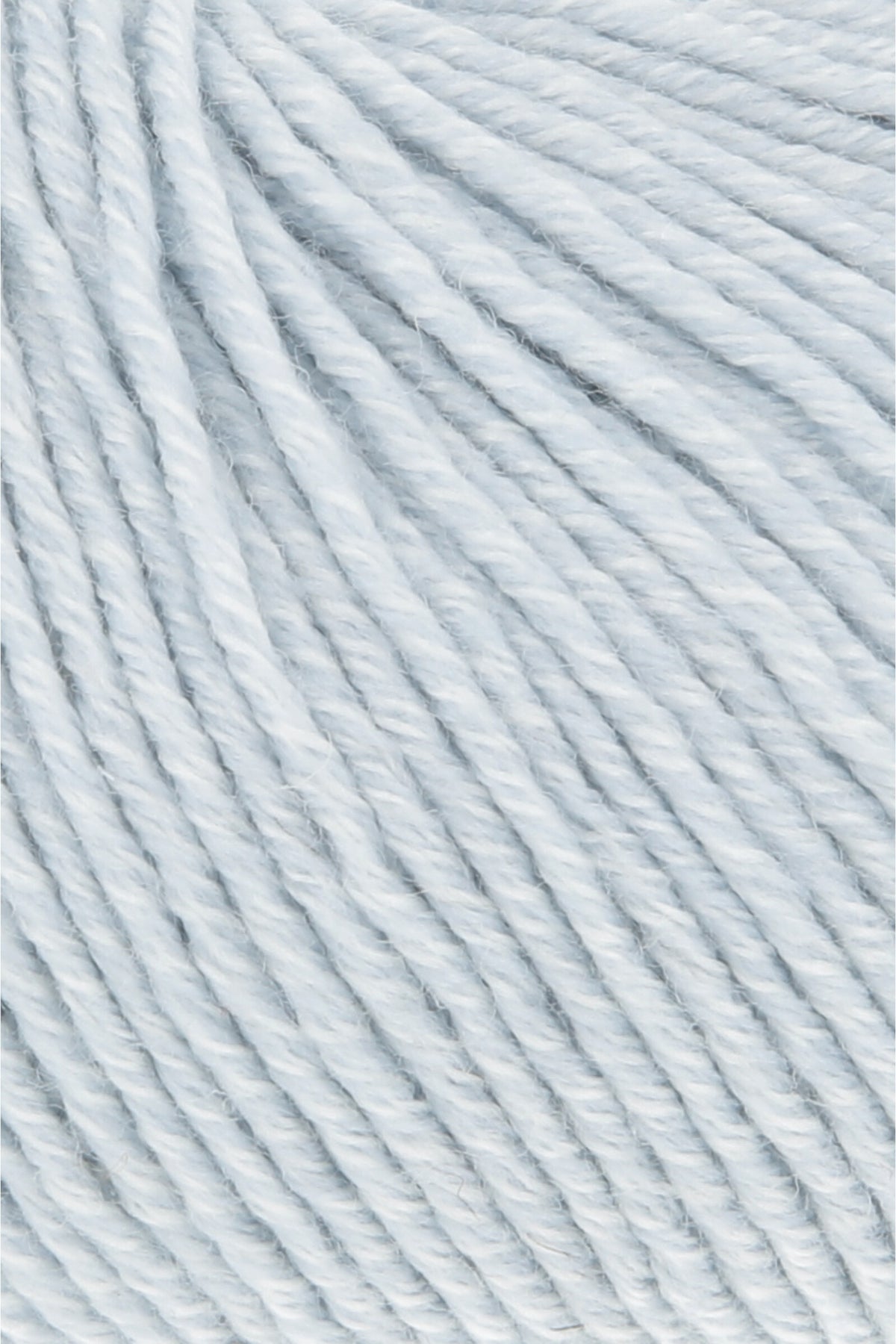 Lang Yarns Merino 120 Strickgarn, hellblau, feine Rippenstruktur durch gedrehte Fasern