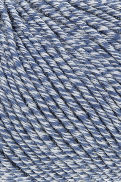 Lang Yarns Merino 120 Strickgarn, blau-weiß meliert, dicht gedrehte Fasern