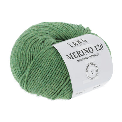 Merino-Garn (Superwash), sattgrünes Knäuel mit Label