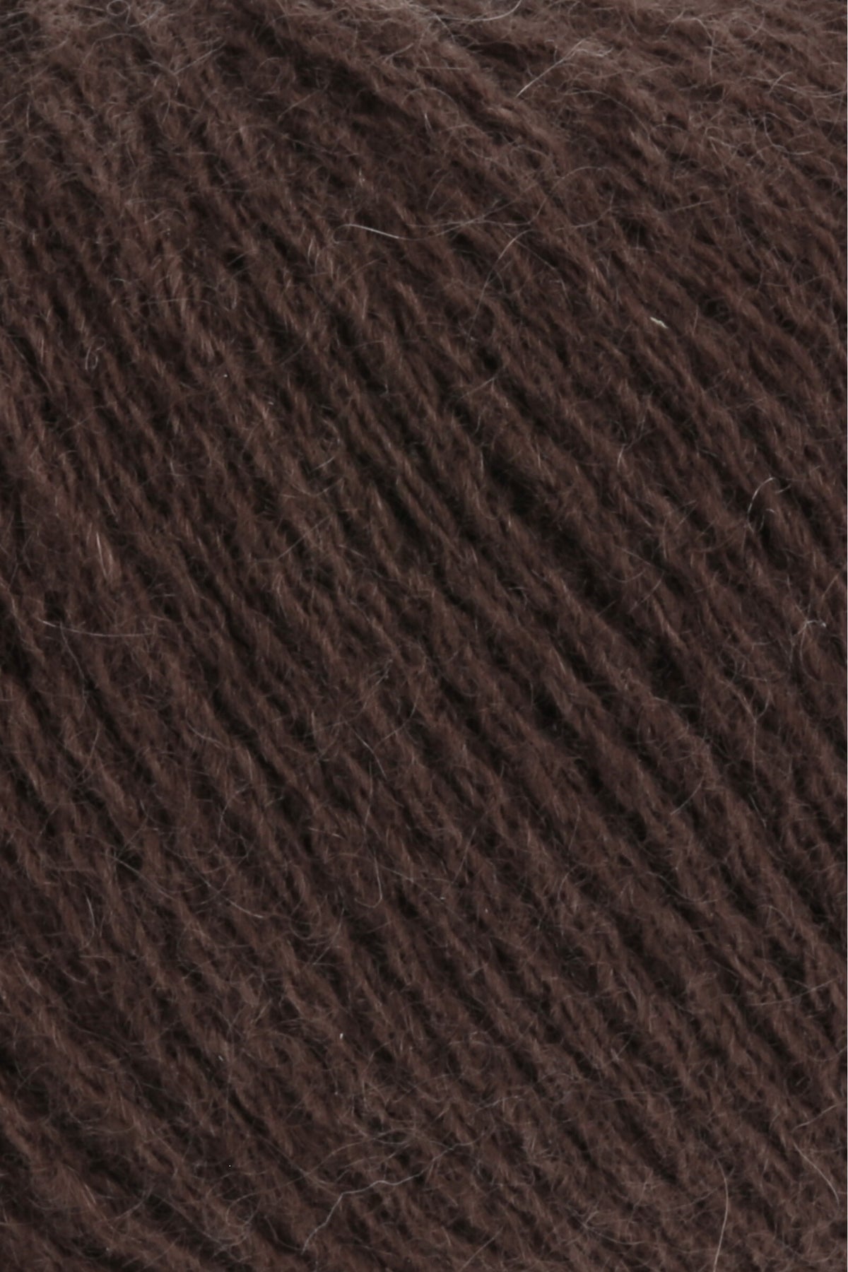 Kaschmirgarn Lang Yarns Cashmere Premium, braunes Garn in Nahaufnahme