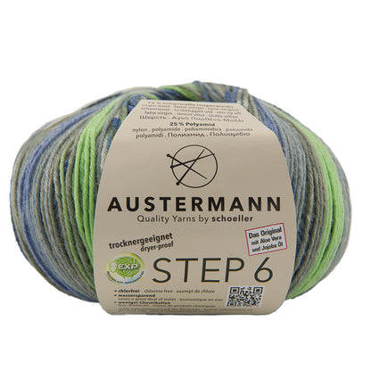 Austermann STEP 6 Sockenwolle, buntes Garn in Hellblau-, Grün- und Gelbtönen
