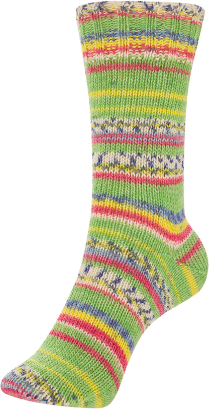 Gesamtsocke aus Sockenwolle mit Streifen in Grün, Gelb und Pink