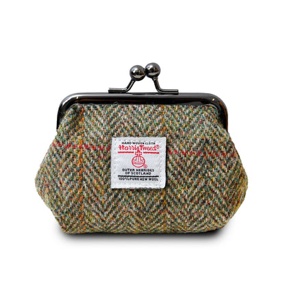 Münzbörse aus Harris Tweed® mit grün-gelbem meliertem Stoff und Metallbügel-Verschluss